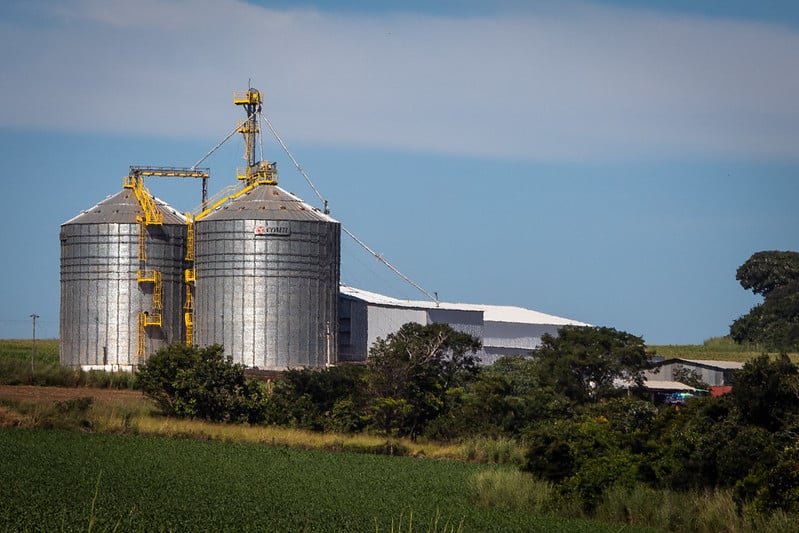 Armazenagem cresce no Brasil, mas Abimaq alerta para risco de colapso pós-colheita