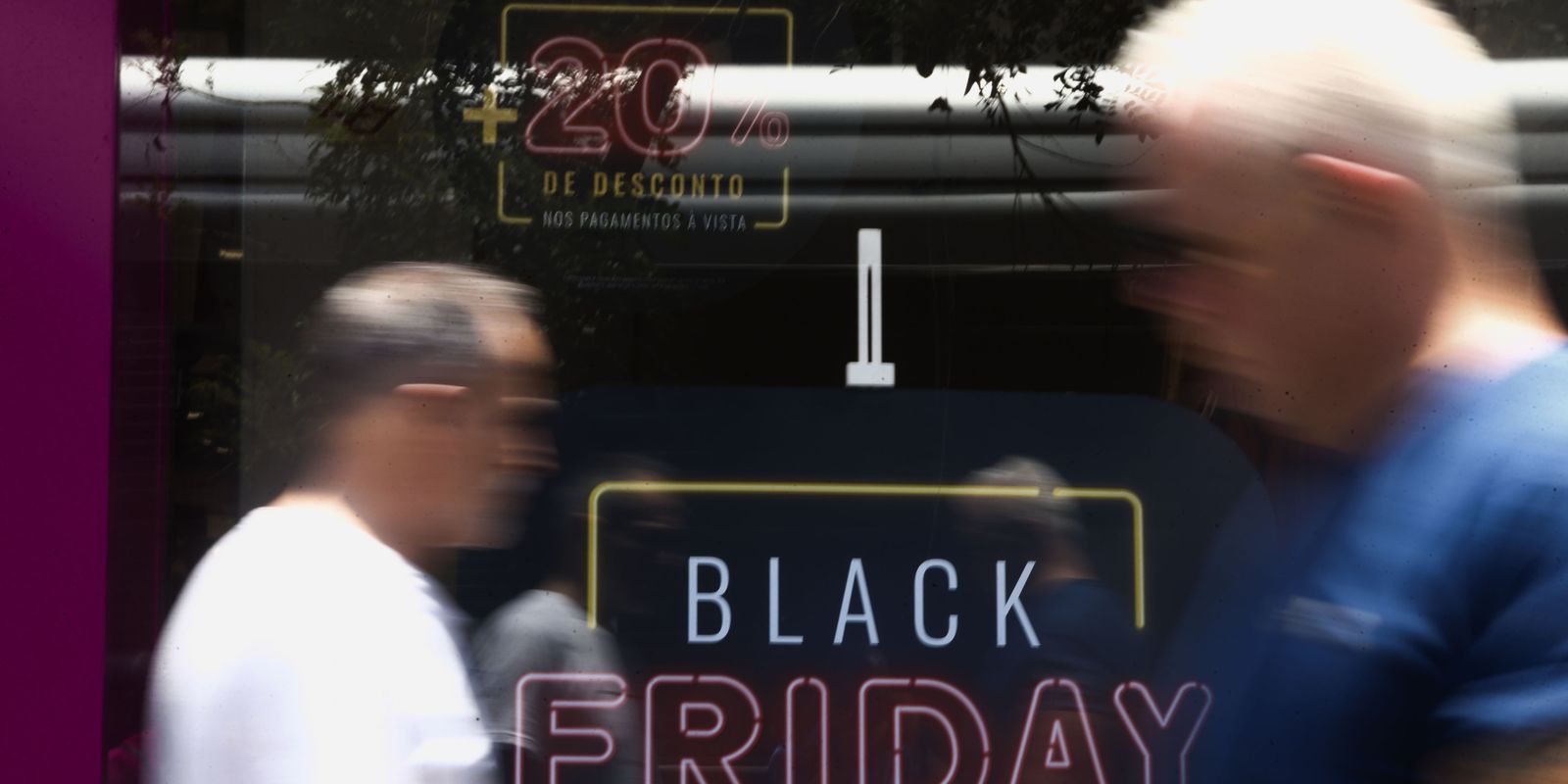 Black Friday: Procon alerta para compra de pacotes de viagem e passeio