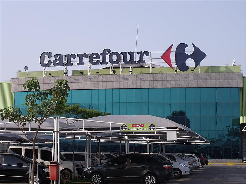 Carrefour da França publica nota de retratação ao Brasil