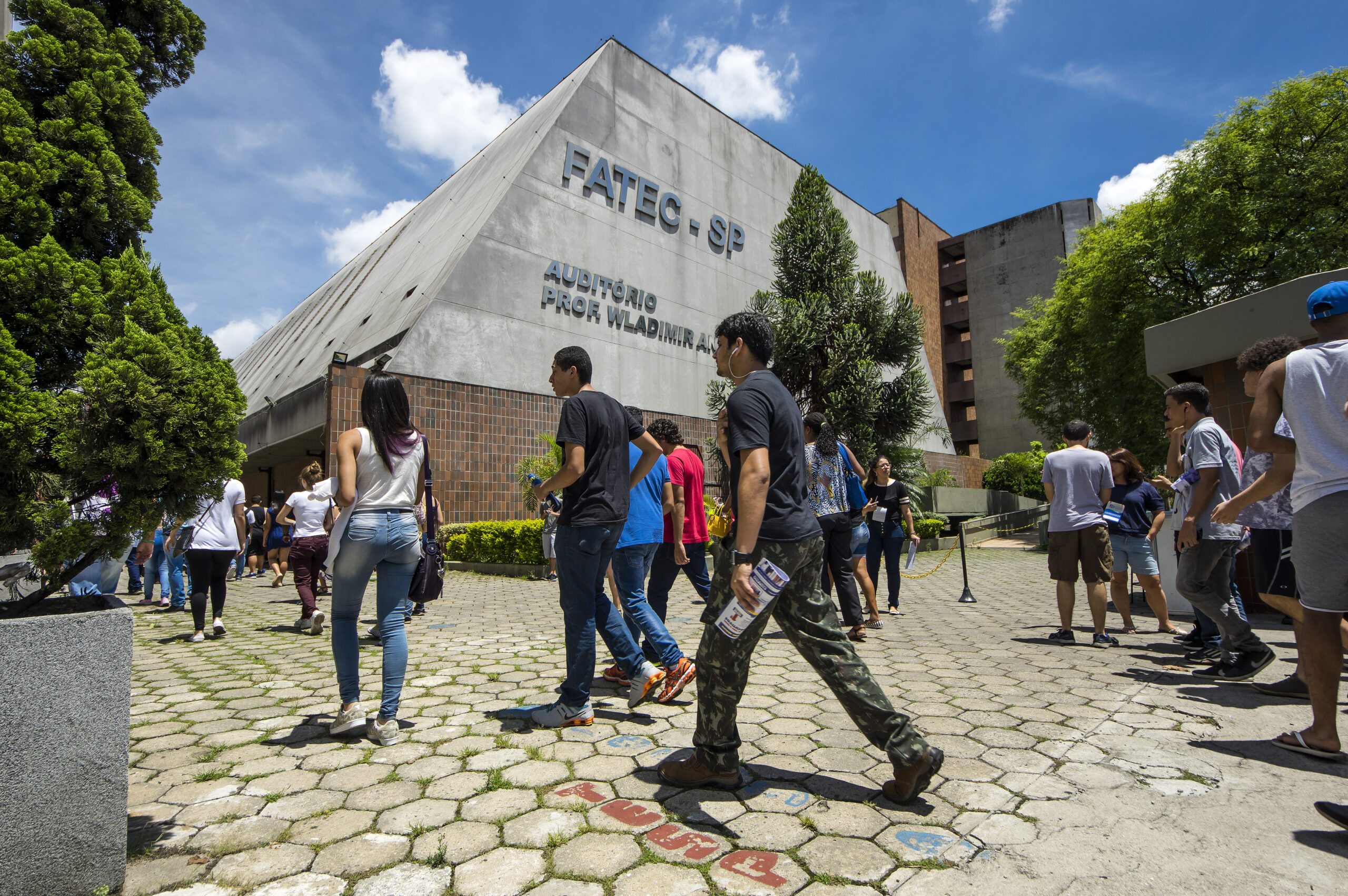 Conheça o calendário do Vestibular das Fatecs para o primeiro semestre de 2025