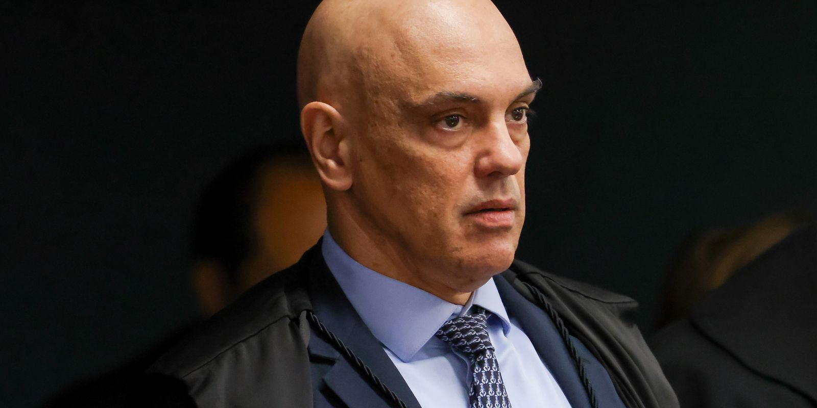 Moraes nega pedido de defesa e mantém prisão de Daniel Silveira