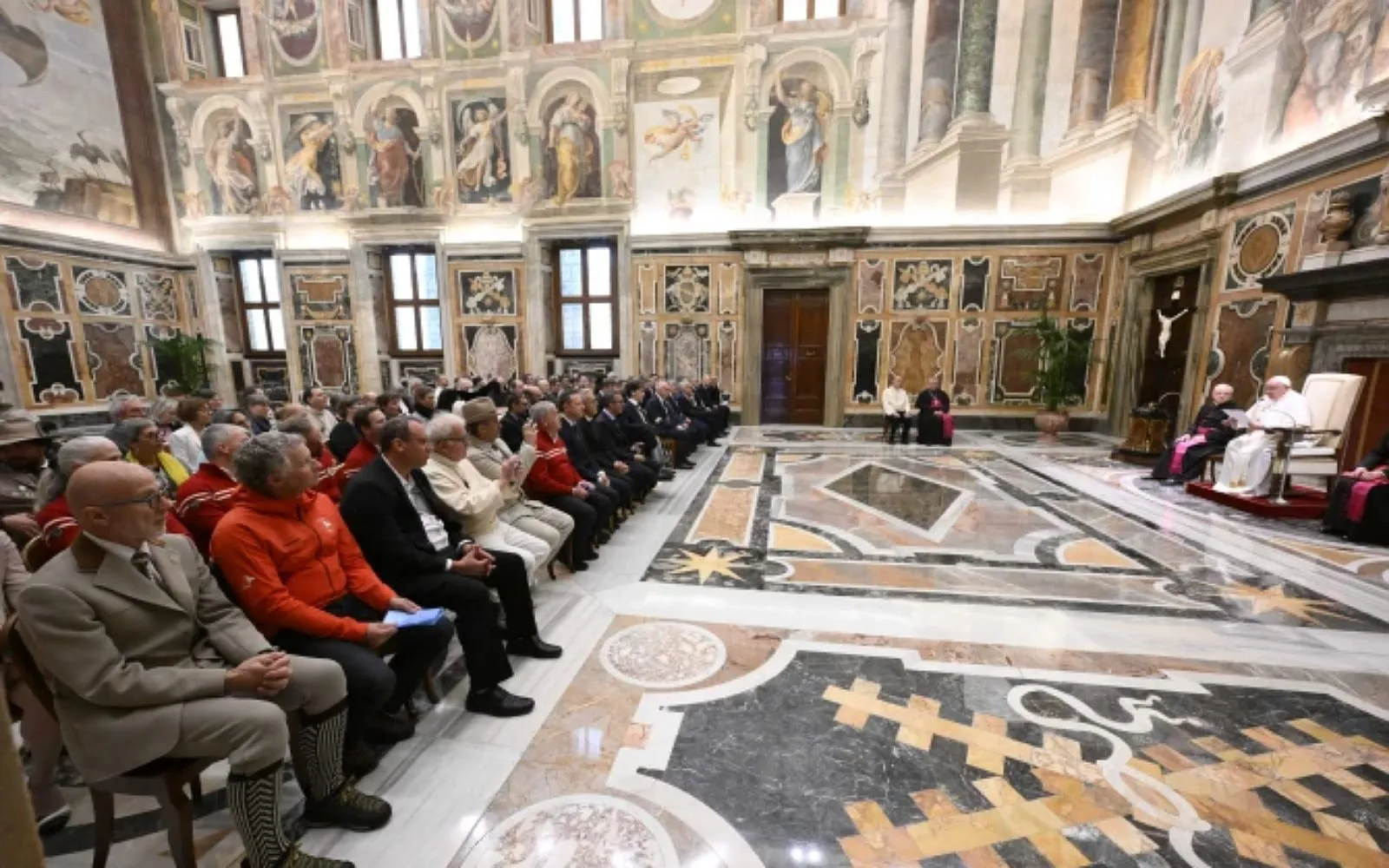 Papa celebra mil anos de são Bernardo de Aosta, padroeiro dos montanhistas