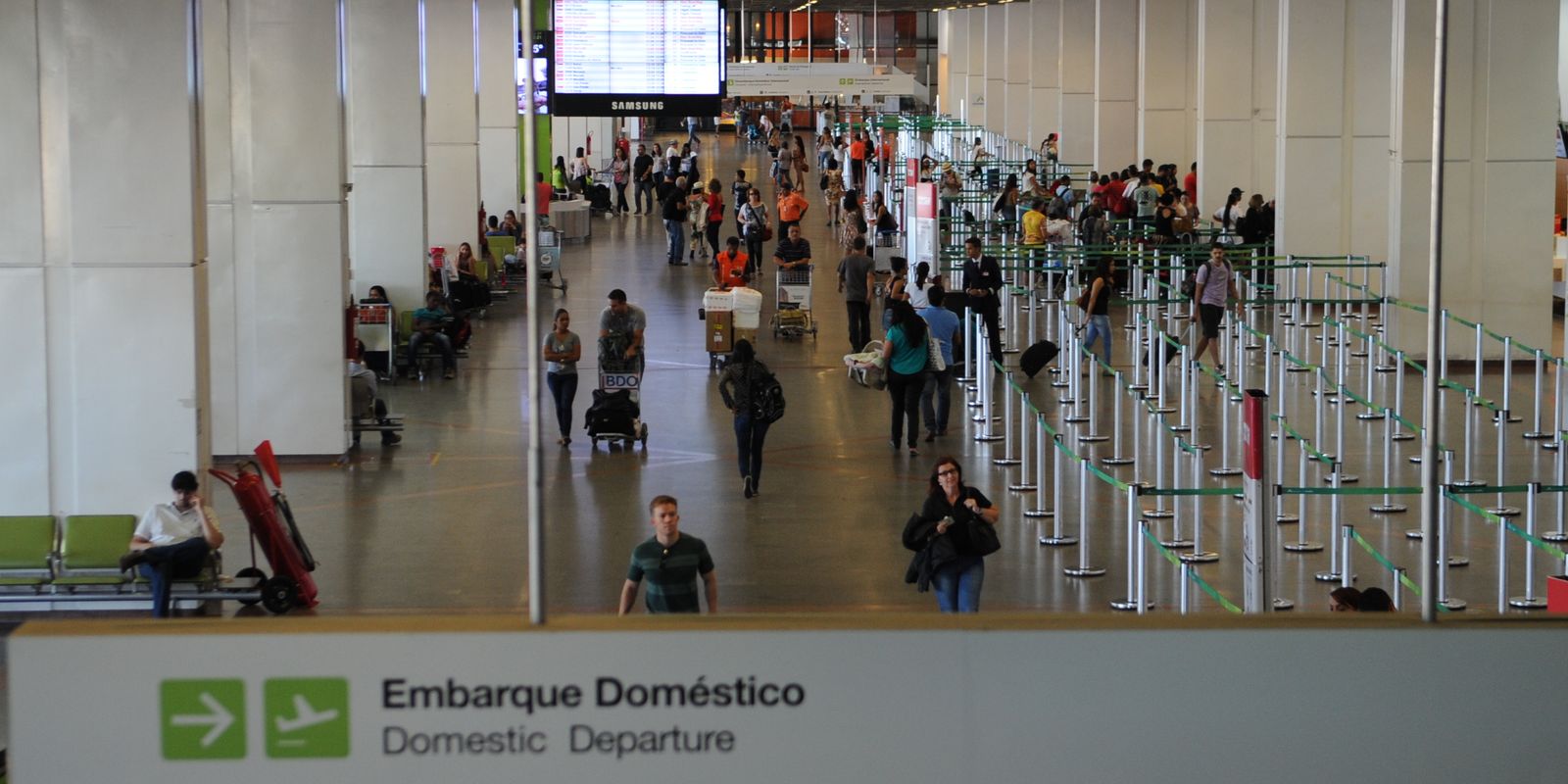 Aeroporto de Brasília deve receber 1 milhão de passageiros em dezembro