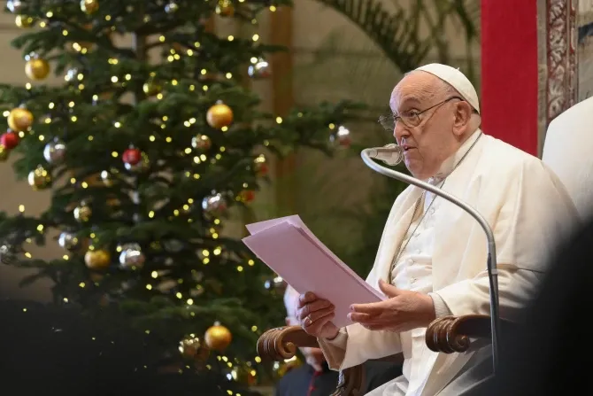 Bendigamos as mães e louvemos a Deus pelo milagre da vida, diz o papa Francisco