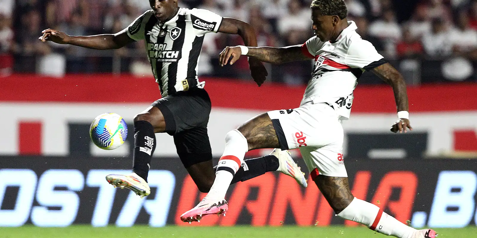 Brasileirão: Nacional transmite jogo decisivo Botafogo x São Paulo