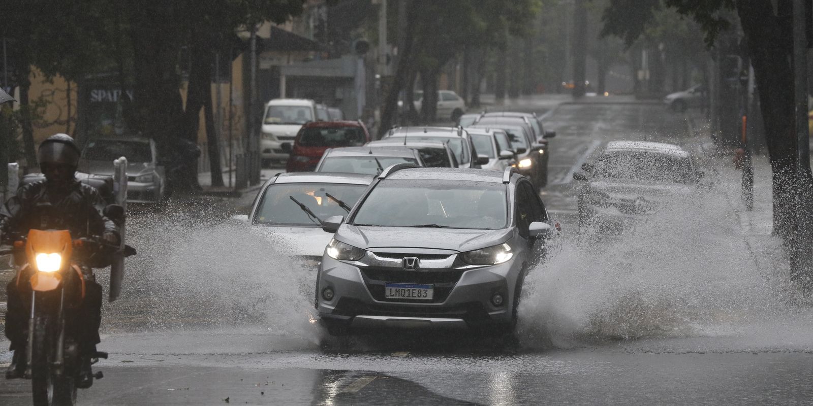 Chuvas fortes: gabinete de crise monitora cidades do Rio de Janeiro