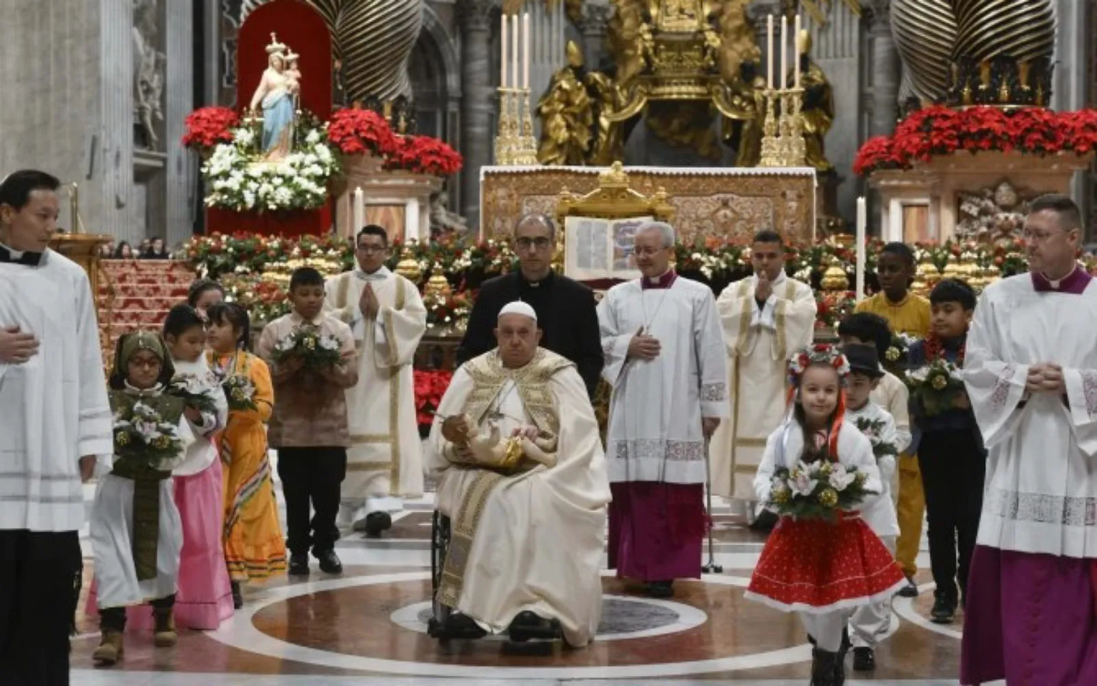 Deus é a nossa esperança, diz papa no Natal