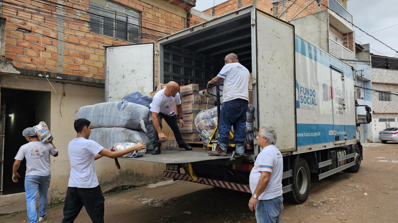 Fundo Social e Defesa Civil de SP enviam ajuda humanitária