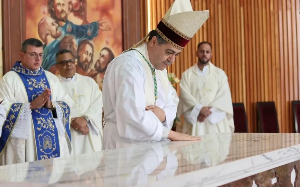 Igreja dedicada a Nossa Senhora Aparecida é elevada a santuário em Muriaé (MG)